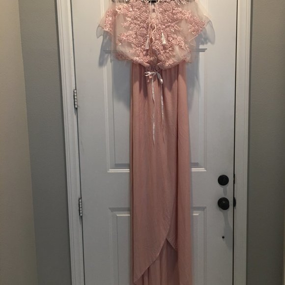 Mary Had a Little Lace pink maternity photo shoot robe - Picture 3 of 5